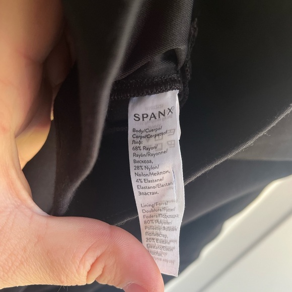 Spanx Women’s Black Like New Pull On Backseam Skinny Ponte Pants in XS - Picture 8 of 9